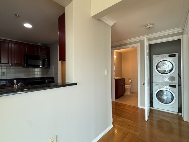 1 Nassau 1705, Boston, MA 02111
