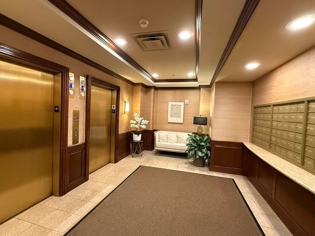 1 Nassau 1705, Boston, MA 02111