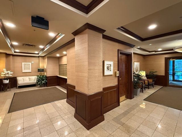 1 Nassau 1705, Boston, MA 02111