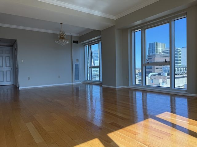 1 Nassau 1705, Boston, MA 02111