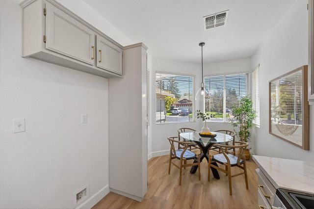 115 McNamee Dr, Folsom, CA 95630