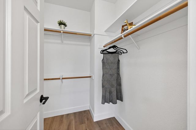 115 McNamee Dr, Folsom, CA 95630