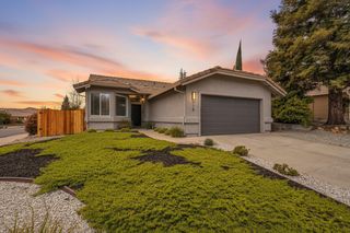 115 McNamee Dr, Folsom, CA 95630