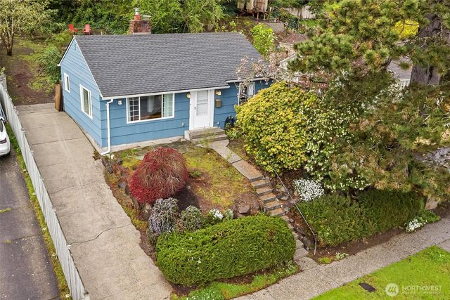 9911 31St Avenue SW, Seattle, WA 98126