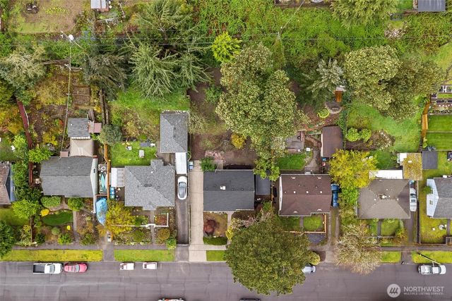 9911 31St Avenue SW, Seattle, WA 98126