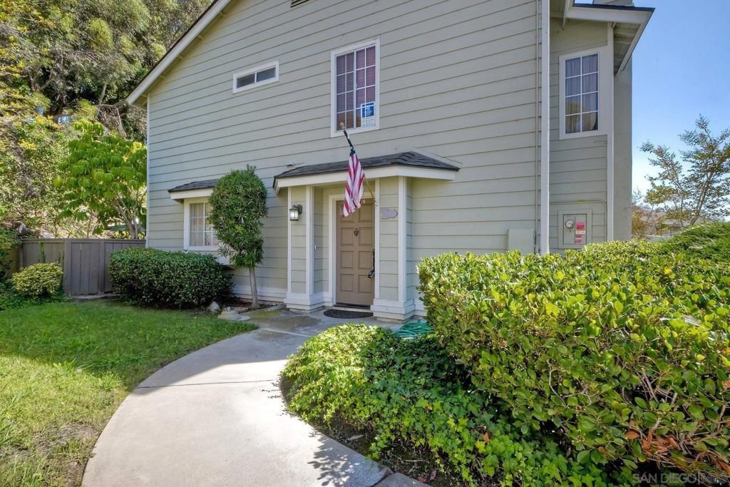 2885 Sanford Ln, Carlsbad, CA 92010 — photo 2
