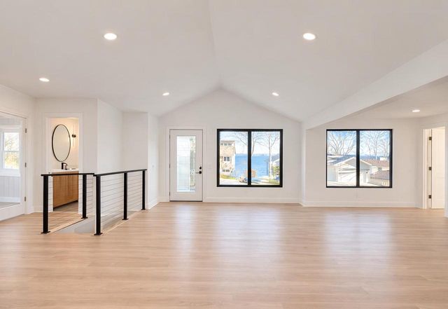3101 Shadyside Drive, Stoughton, WI 53589