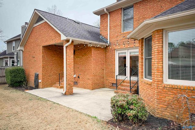 1209 Regency Blvd, Decatur, AL 35601