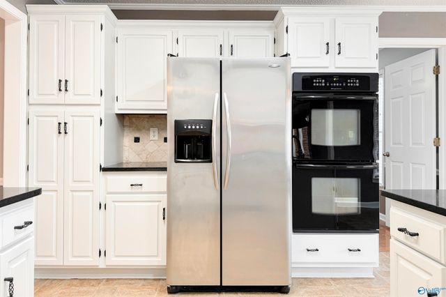 1209 Regency Blvd, Decatur, AL 35601