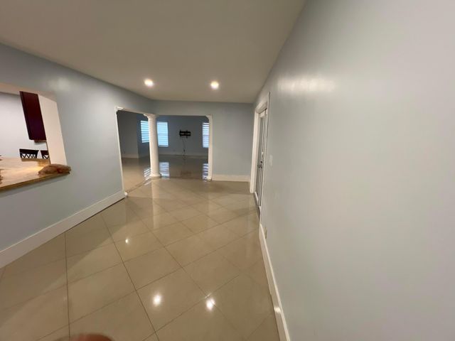 115 SW 34th Avenue, Deerfield Beach, FL 33442