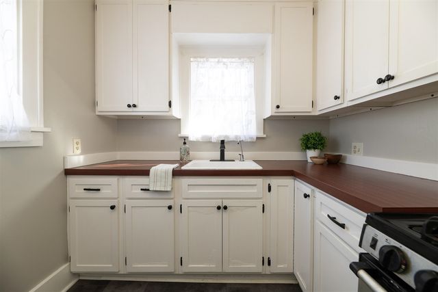 2132 Amherst Avenue, Kalamazoo, MI 49008