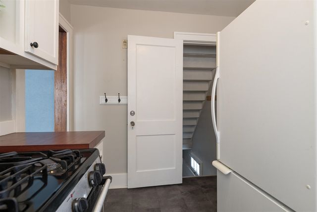 2132 Amherst Avenue, Kalamazoo, MI 49008