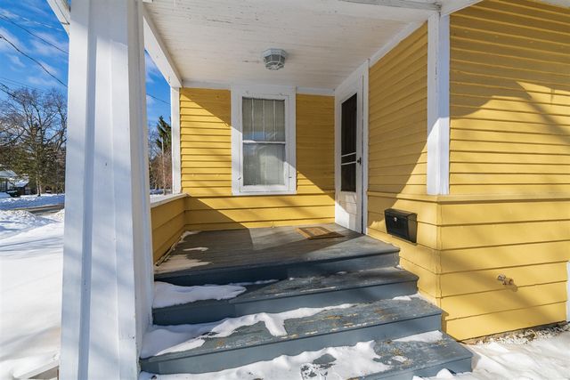 2132 Amherst Avenue, Kalamazoo, MI 49008