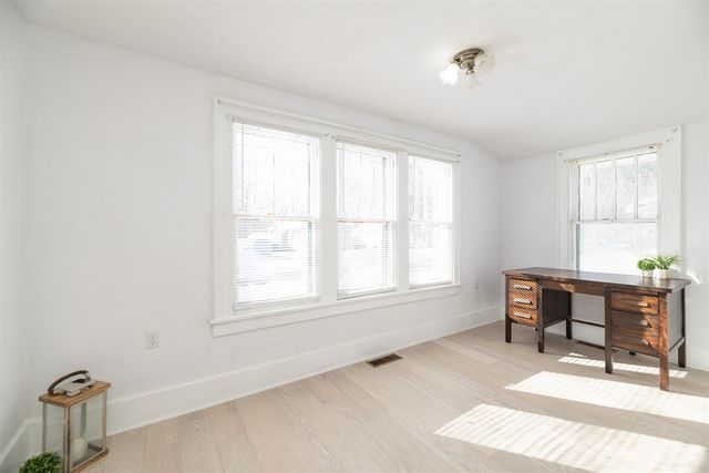 2132 Amherst Avenue, Kalamazoo, MI 49008