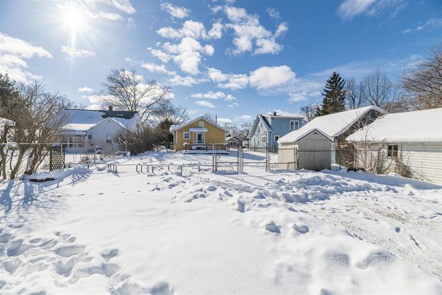 2132 Amherst Avenue, Kalamazoo, MI 49008