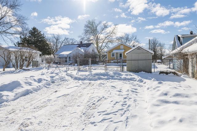 2132 Amherst Avenue, Kalamazoo, MI 49008