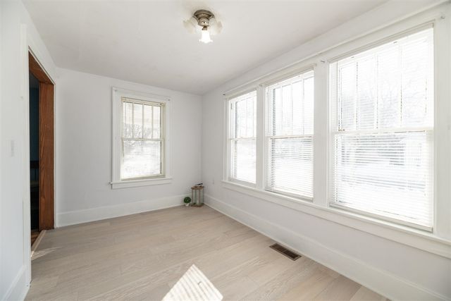 2132 Amherst Avenue, Kalamazoo, MI 49008