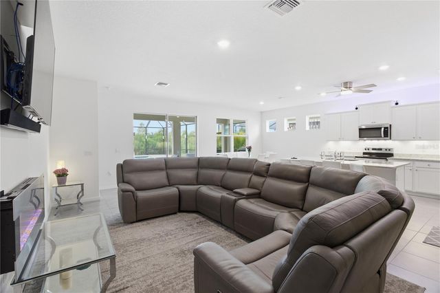 3827 MOSSY LIMB COURT, Palmetto, FL 34221