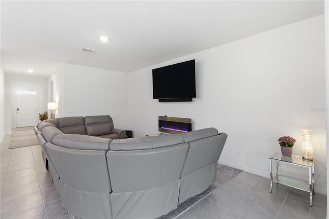 3827 MOSSY LIMB COURT, Palmetto, FL 34221