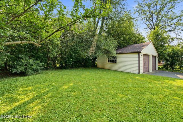 4003 Carol Rd, Louisville, KY 40218