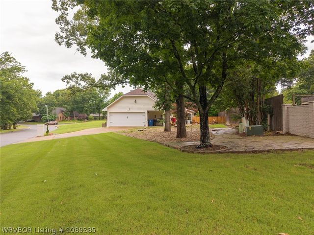 10308 Stoneleige Street, Fort Smith, AR 72908