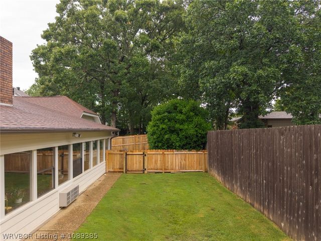 10308 Stoneleige Street, Fort Smith, AR 72908
