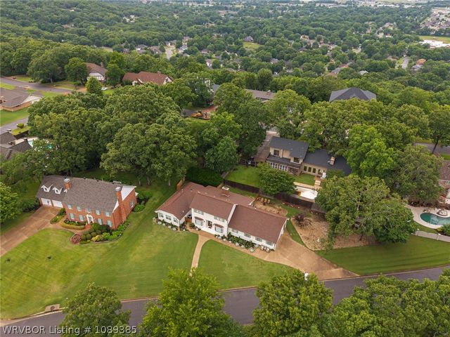 10308 Stoneleige Street, Fort Smith, AR 72908