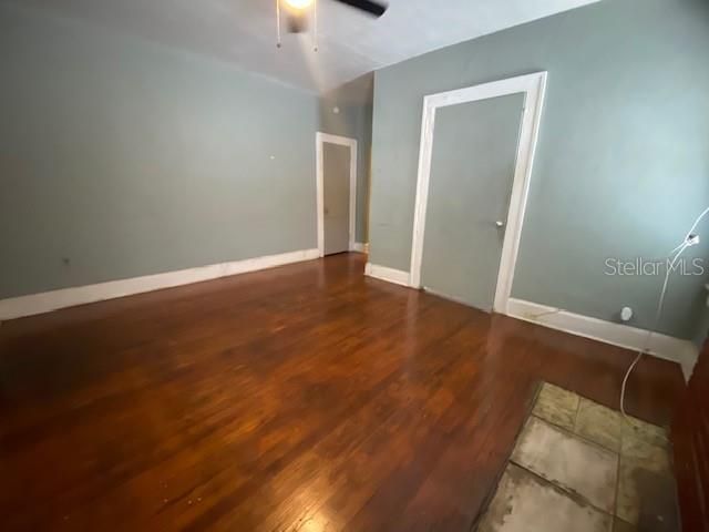 1960 4TH AVENUE N, St Petersburg, FL 33713