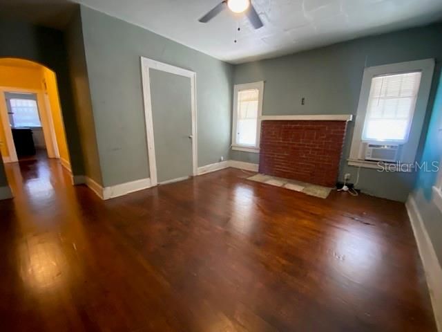 1960 4TH AVENUE N, St Petersburg, FL 33713