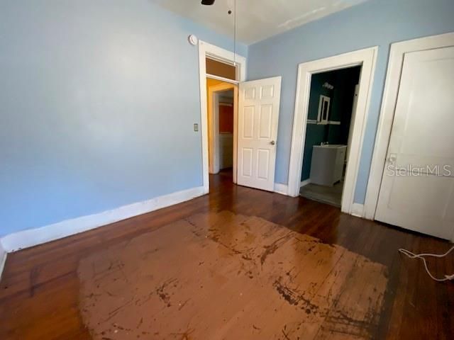 1960 4TH AVENUE N, St Petersburg, FL 33713