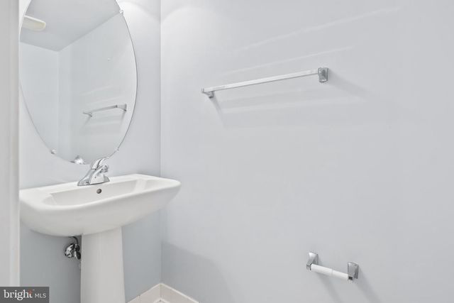 16454 KENNEWEG CT, Woodbridge, VA 22191