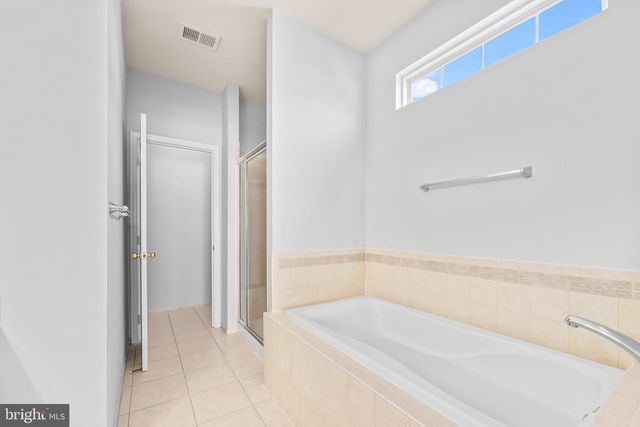 16454 KENNEWEG CT, Woodbridge, VA 22191