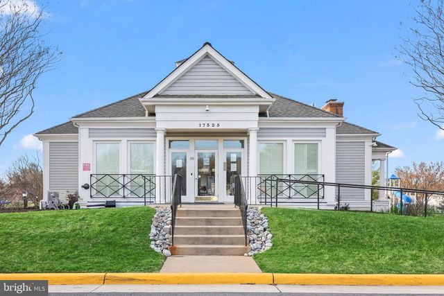 16454 KENNEWEG CT, Woodbridge, VA 22191