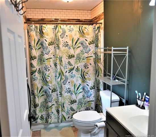 6982 Bostick Drive, Fayetteville, NC 28314