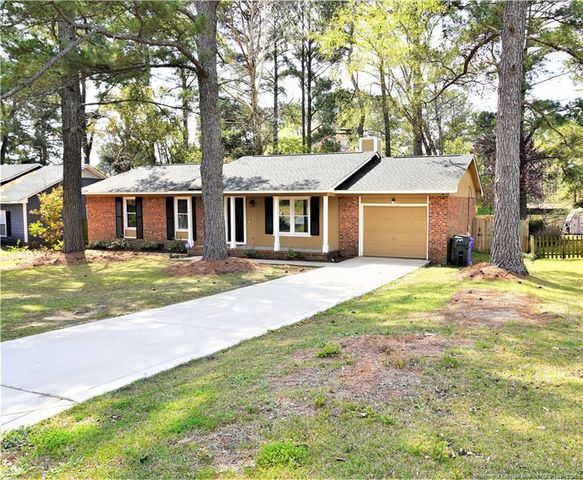 6982 Bostick Drive, Fayetteville, NC 28314