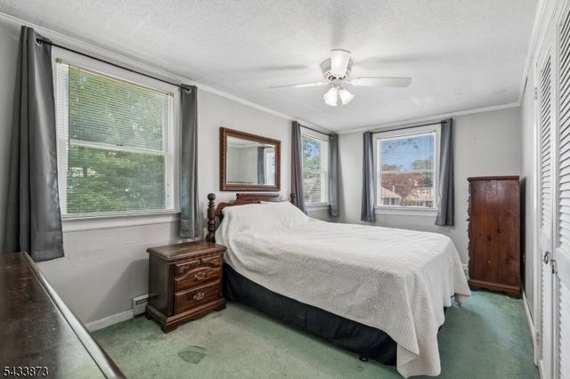 15 Elm St, Mount Olive Twp., NJ 07828