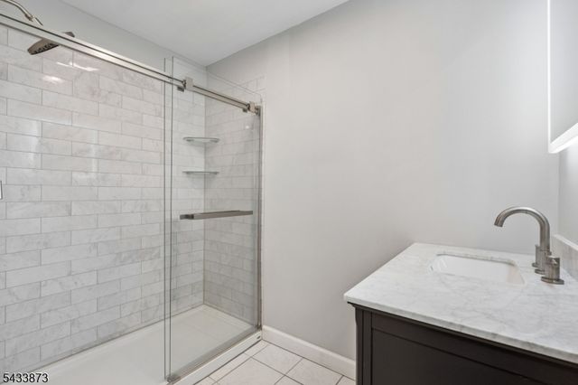 15 Elm St, Mount Olive Twp., NJ 07828