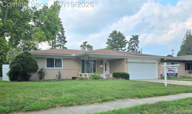 3639 Pall Drive, Warren, MI 48092