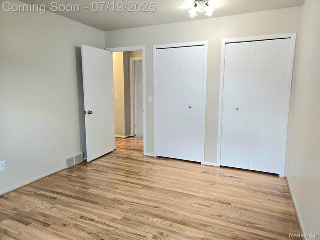 3639 Pall Drive, Warren, MI 48092