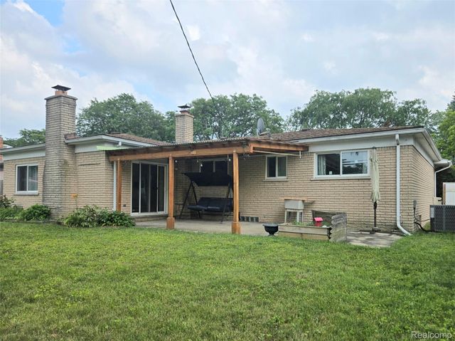 3639 Pall Drive, Warren, MI 48092
