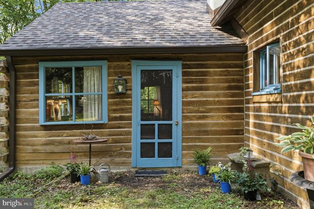 12 NATURES WAY, Upper Black Eddy, PA 18972