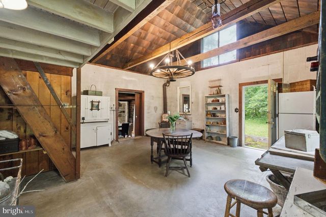 12 NATURES WAY, Upper Black Eddy, PA 18972