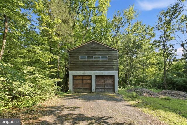 12 NATURES WAY, Upper Black Eddy, PA 18972