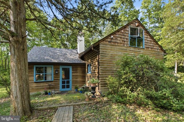 12 NATURES WAY, Upper Black Eddy, PA 18972