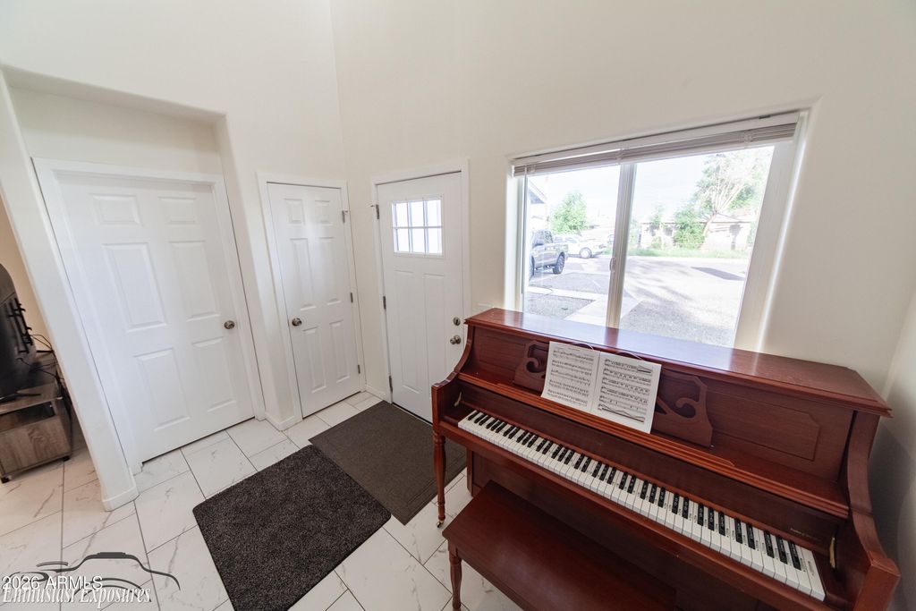 8042 S Calle Moctezuma --, Guadalupe, AZ 85283 — photo 4