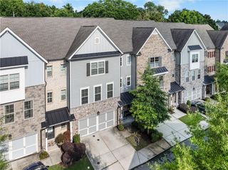 724 Henry Drive, Marietta, GA 30064