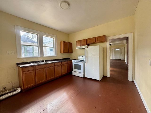 3305 SANCHEZ STREET, Tampa, FL 33605