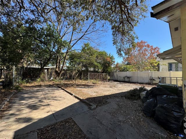 3305 SANCHEZ STREET, Tampa, FL 33605