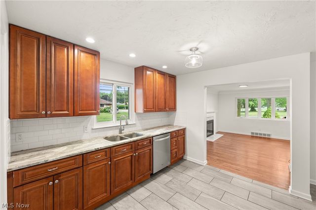 24479 Gessner Road, North Olmsted, OH 44070