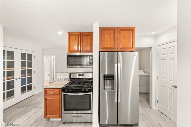 24479 Gessner Road, North Olmsted, OH 44070